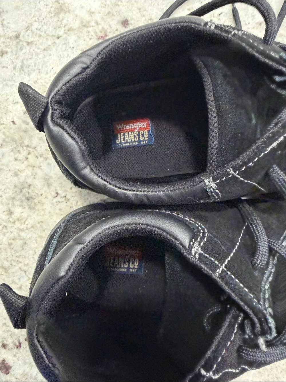 Wrangler Black Suede Chukka Boots with Contrast Stitching Size 13